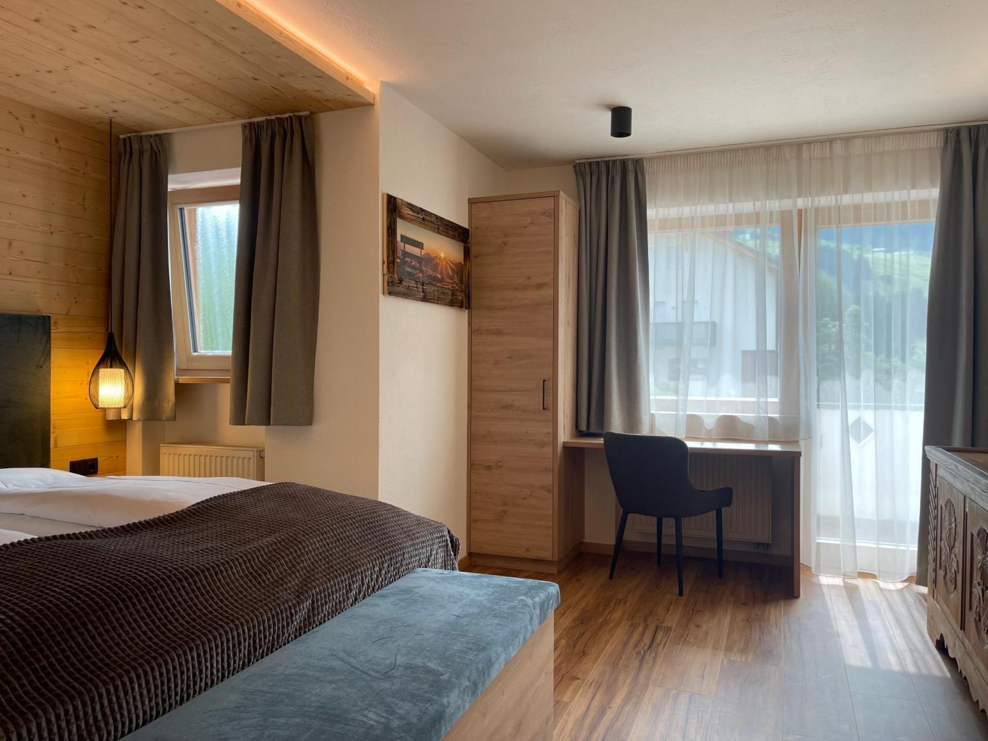 Guesthouse Rungg Badia (South Tyrol) Exterior photo